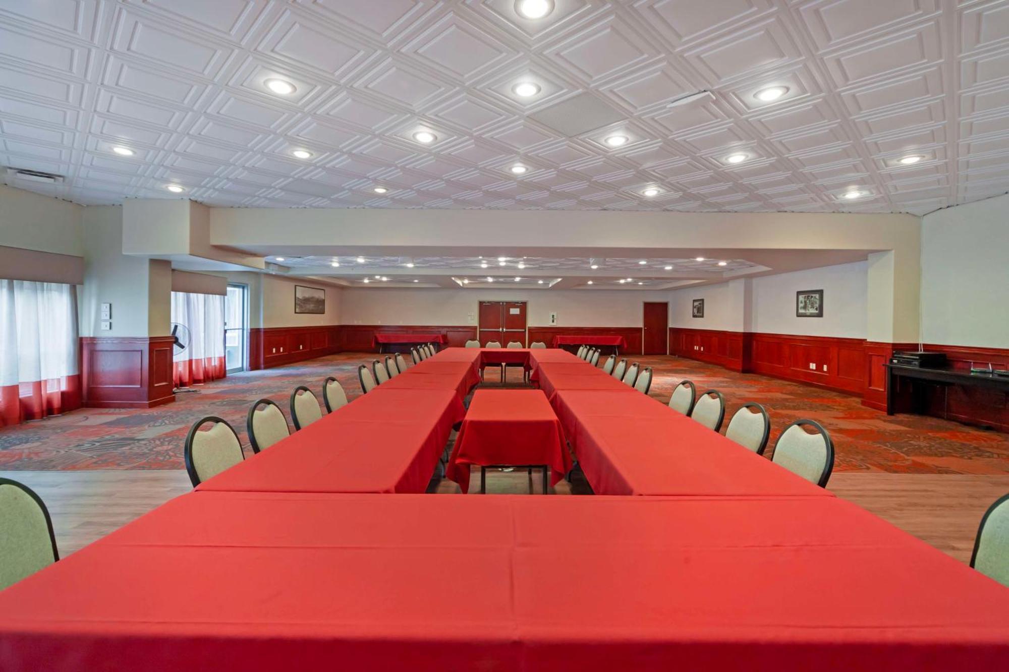 Best Western High Road Inn Edson Ngoại thất bức ảnh